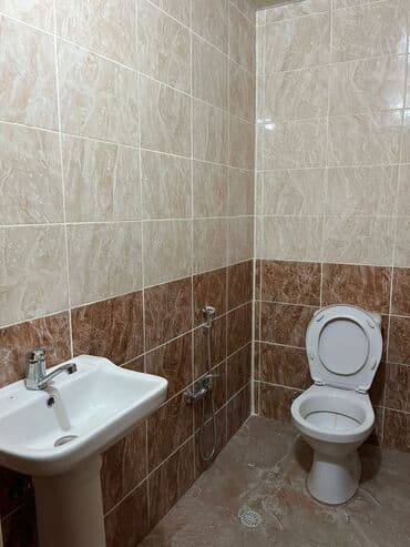 Mənzil alıram: St/Sumqayıtda (Qazilər şəhərciyi) 9/7 ci mər-də 3 otaqlı əşyasiz ev — 2