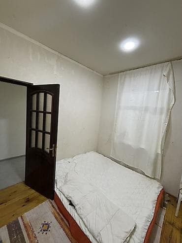 köhne: Bakı, Bakıxanov qəs., 3 otaqlı, Köhnə tikili, 75 kv. m — 4