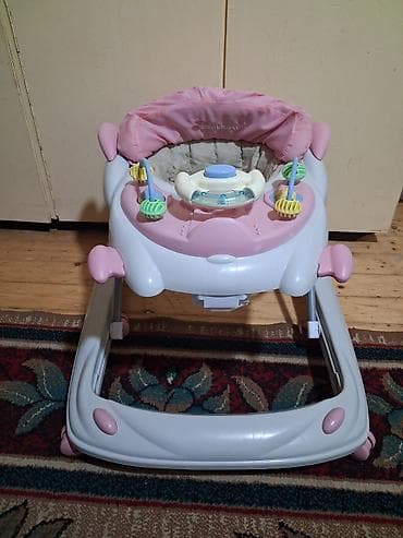 esa: Manej - Rəng: ağ və çəhrayı - Yumşaq, hündür bel dəstəkli oturacaq - — 2