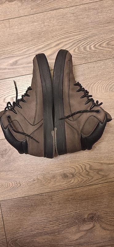 Timberland
olcu:43 — 3