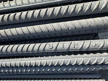 Məhsul: Armatur dəmiri (rişotkali betonarme çubuqlar) Təsvir: - Yivli — 2