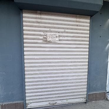 dəmir listlər: Mağaza üçün metal jalüz qapı - Növ: Şaquli pərçimlənmiş metal jalüz — 2