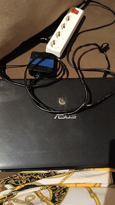 hp notebook: Asus işləmir.ustunə cay dagilib — 1