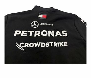 fehle geyimi: Premium Mercedes-AMG Petronas Formula 1 komandasının qara rəngli — 4
