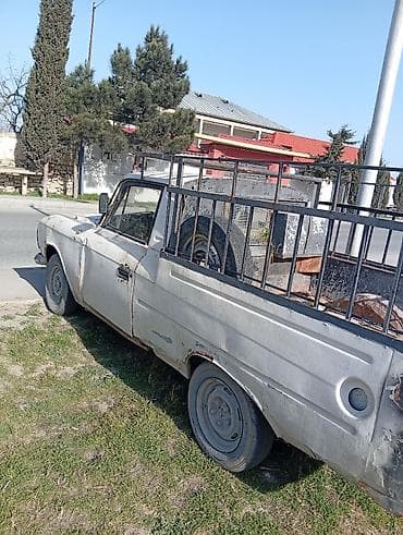 kıa: Moskviç 412: 0.6 l | 1980 il 250000 km Sedan — 4