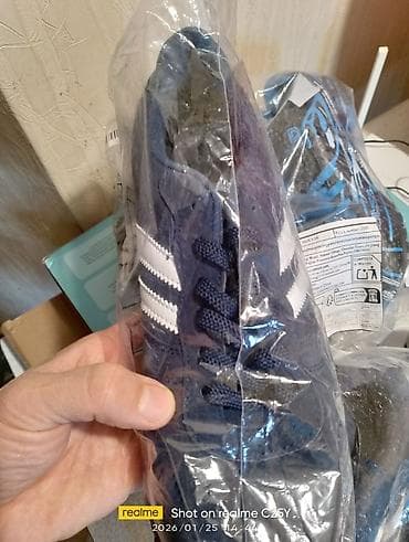 Asia: Məhsul: Kişi/kadın idman ayaqqabısı (bağlı, rezin altlıq) 41.42 — 4