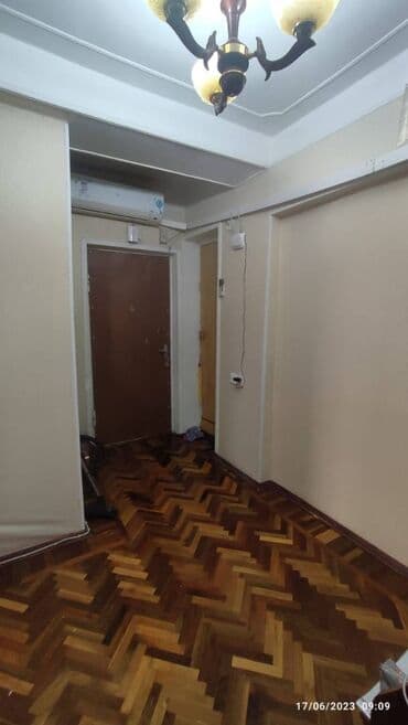 7 ci mikrorayon yeni tikili: Nərimanov rayonu,Сeyhun Hacıbəylidə, Hərbi prokroturanin arxasinda 9 — 10