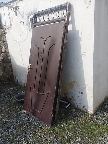 qapi pencere: İşlənmiş Giriş qapısı Glazok ilə, Zəmanətsiz, Ödənişli quraşdırma, Ünvandan götürmə — 2