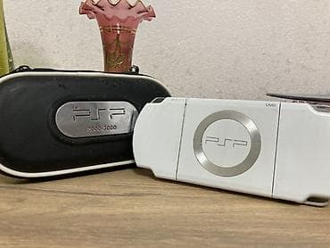 Model: Sony PSP-2004 (Slim & Lite) rəng: Ceramic White (Ağ) məkan