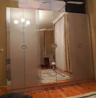 Brilliance: ✔️700 man(Ceyranbatan). Yataq dəsti. Təcili evden çıxmalıdır.1 neçə — 2