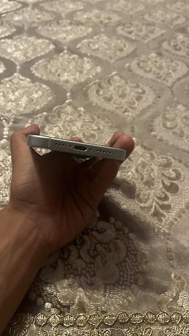 işlenmiş kondisoner: IPhone 15, 128 GB, Ağ, Qırıq — 6