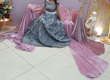 1 defe geyinilib qardaw toyunda hec bir problemi yoxdur son yeri 35