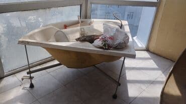 hamam baki: Künc vannası – 15 azn normal islekdir. akril materialdan, üçbucaq/künc — 1