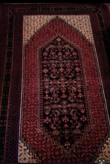 Xalça dəsti - Növ: Ənənəvi naxışlı əl işi xalçalar - Say: 2 ədəd 1)