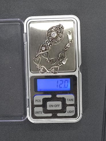 şexsi eşyalar: Bilərzik, Gümüş — 1