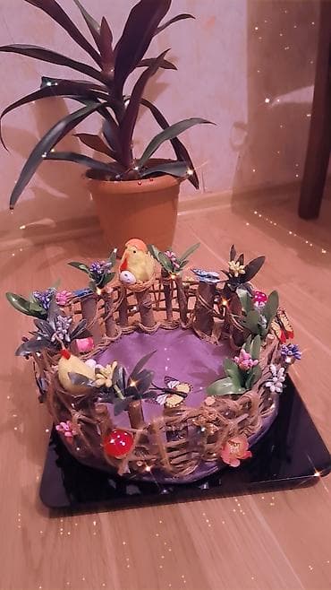 Şəkillər, tablolar: El isi sebet satilir — 1