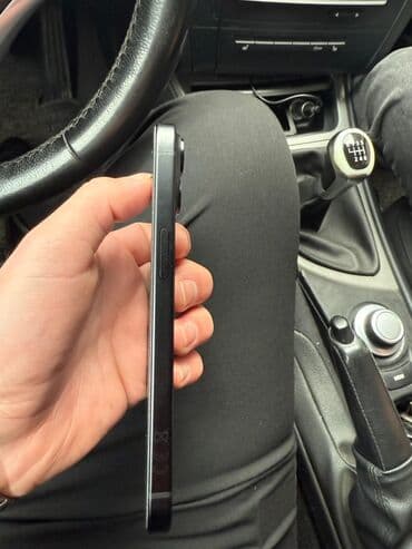 playstation 3 kredit: IPhone 15, 128 GB, Qara, Face ID — 4