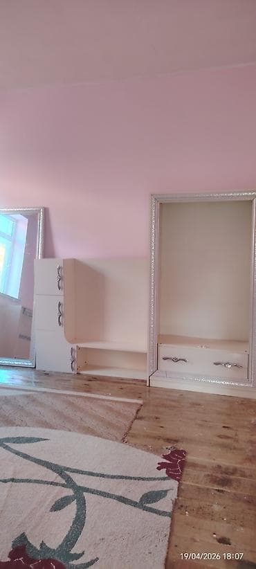 Otaqların satışı: 3 otaqlı ev (studyo tipli) - Ümumi sahə: şəkillərdə göstərilən — 4