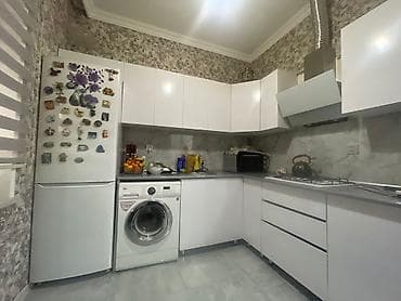 Satılır: 2 otaqlı mənzil üçün tam təchizatlı daxili mətbəx mebeli və