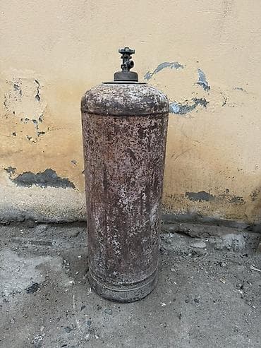 Məhsul: Metal qaz balonu Təsvir: - Klassik silindrik metal gövdə