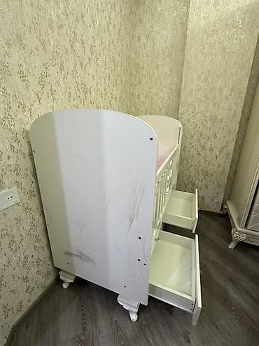 qələm seti: Oğlan və qız üçün, Dördbucaq, Beşik, Dəstsiz, Matras ilə, Yellənmə mexanizmsiz — 2