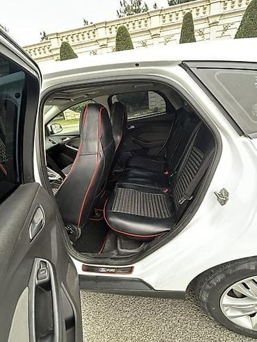 Мототранспорт: Ford Focus: 1.6 л | 2013 г. 287529 км Хэтчбэк — 6