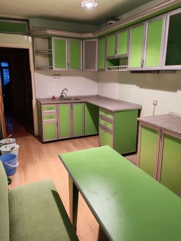 işlənmiş seyf qapılar: (RAZILAŞMA YOLU İLƏ ) Yaşıl-ağ tonlarda künc mətbəx mebeli dəsti - L — 1