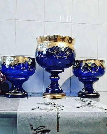 göy daş satışı: Dəst 150 azn
Çox boyuk olcude meyve qabilar — 1