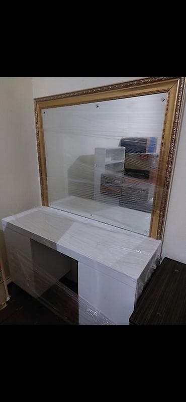 Aşkarlama masası və böyük güzgü dəsti - Ümumi dəst: geniş masa və iri — 1