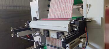 hal hazırda: Yüksək sürətli 4 Rəngli Flekso(Flexo) Çap Mətbəə Maşını (Model : YSQ — 13