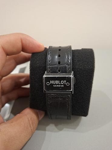 titan saat: Saat çox seliqeli istifade edilib xronoqraflar işləkdir Hublot — 2