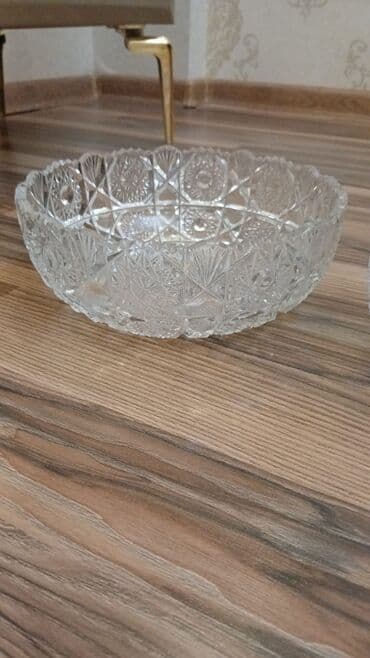 su qab: Qədimi temiz xrustal böyük meyve qabı ve iki ədəd konfet qabı — 2