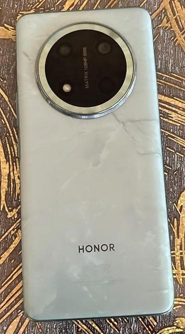 adaptırlar: IPhone Air, 256 GB, Barmaq izi, Face ID — 2