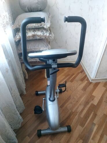 Спортивная форма: Velotrenajor – maqnit müqavimət sistemi Xüsusiyyətlər: - Kompakt — 2