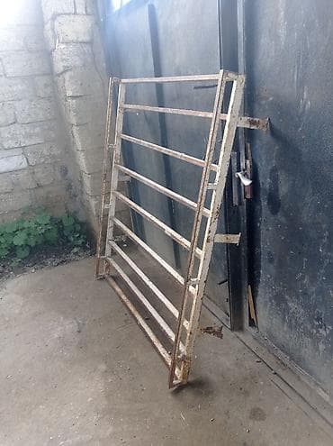 Metal barmaqlıq/pəncərə qrati - Material: qalınmetallı profil boru və