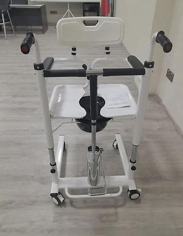 Tualet və duş üçün köçürmə kreslosu - İki funksiyalı: evdə və