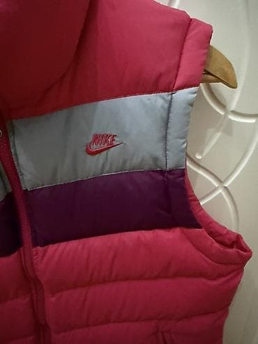 кроссовки nike: Nike qadın şişmə jilet Vəziyyəti çox yaxşıdır. Qüsuru yoxdur. - — 5