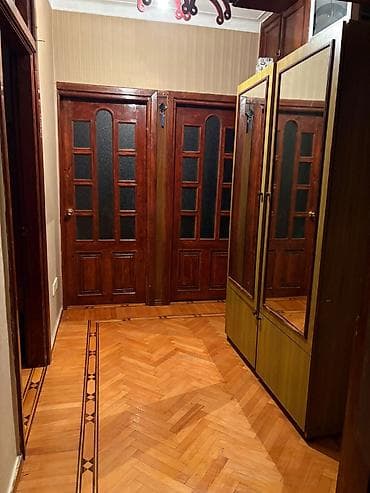 Gence prospektinde Panarama parkin qarwi terefinde 9 mertebenin 9 cu — 7