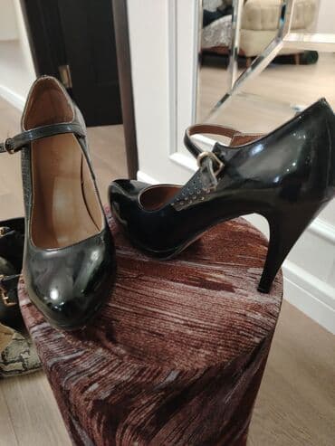 ботильоны высокий каблук: Qadın ayaqqabıları dəsti 1) Qara laklı hündür dabanlı Mary Jane - — 1