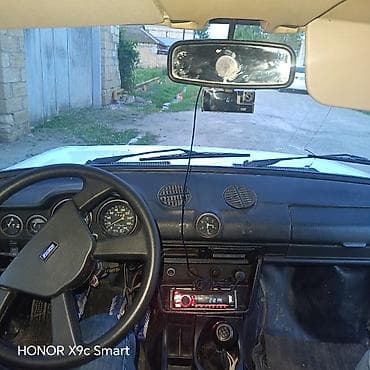 m4 eqzoz qiyməti: VAZ (LADA) 2106: 1.5 l | 1981 il 794649449 km Sedan — 6