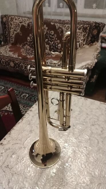 Sintezatorlar: Yamaha truba + ağızlıq - Marka/model: Yamaha (borunun zəng hissəsində — 3