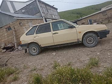 1 9 karobka mexanika: VAZ (LADA) 2109: 1.5 l | 1988 il Hetçbek — 1