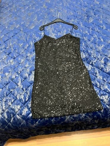 açıq kürəkli donlar: Ziyafət donu, Mini, L — 1