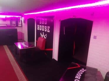 xırdalanda obyekt icarə: 28 may metrosunun yaxınlığında yerləşən ümumi sahəsi 150 kv,m olan,5 — 2