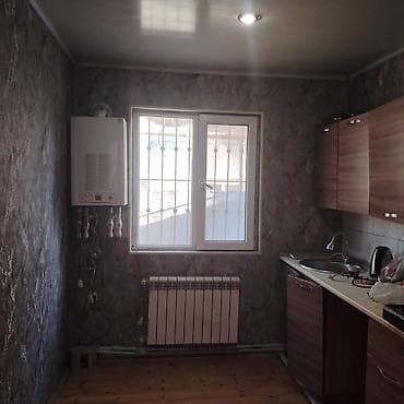 bar: 2 otaqlı həyət evi - Plan: dəhliz, 2 ayrı otaq, mətbəx, sanitar — 3