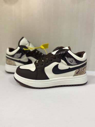 toxunma uşaq kedləri: Uşaq idman ayaqqabısı – aşağı kəsimli dizayn - Rənglər: qara-ağ və — 4