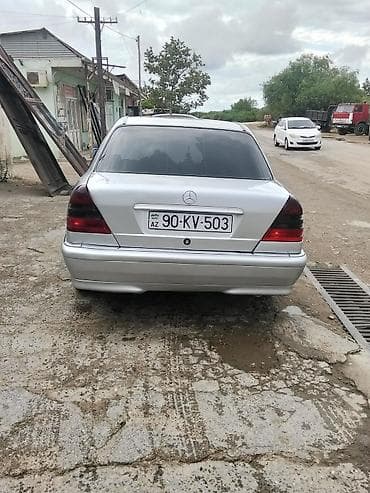 texnikalar: Mercedes-Benz C-Class sedan (W202) – gümüşü rəng Texniki — 7
