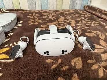 Meta quest 3s.Hecbir problem veya qiriq ciziq qetiyyen yoxdur.Sumkasi