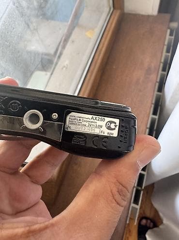 duracell: Fujifilm Finepix AX 250 14 Megapixel reqemsal fotoaparat tam islekdir — 7