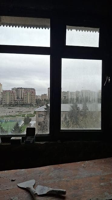 Pəncərə satılır vişnuvi rəngdə qiymət 150